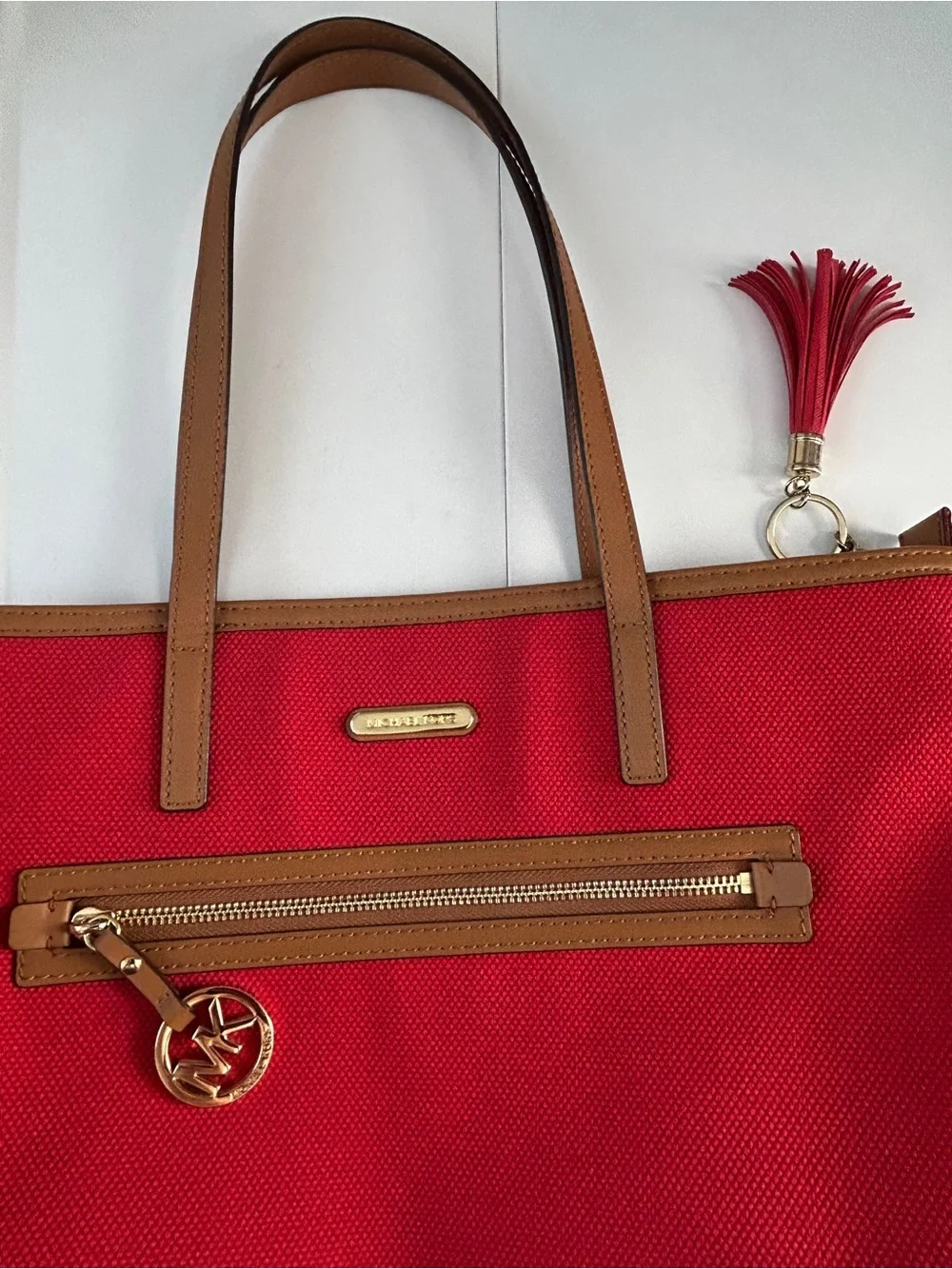 Michael Kors Kempton Red Canvas Large Tote Bag Tan Leather Trim Zip 38S7XKPT7C